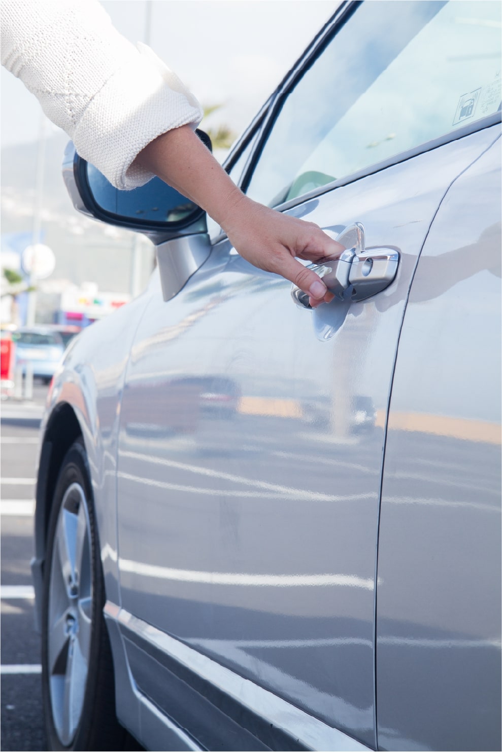 Worker Tinting Car